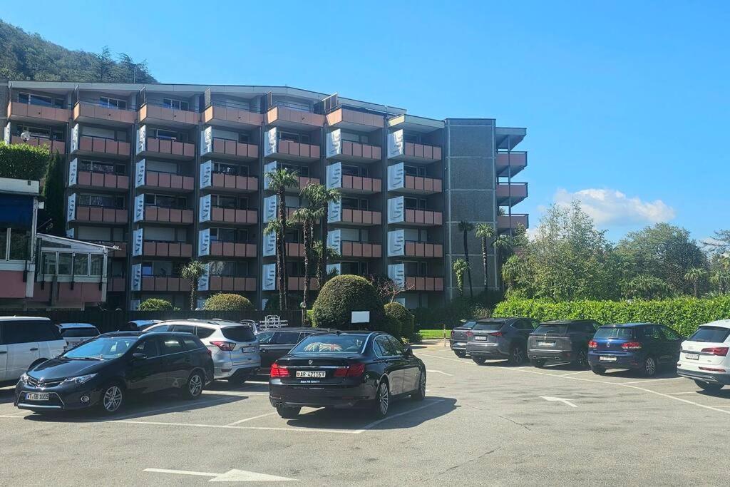 Idyllische Ferienwohnung In Bissone Exteriör bild